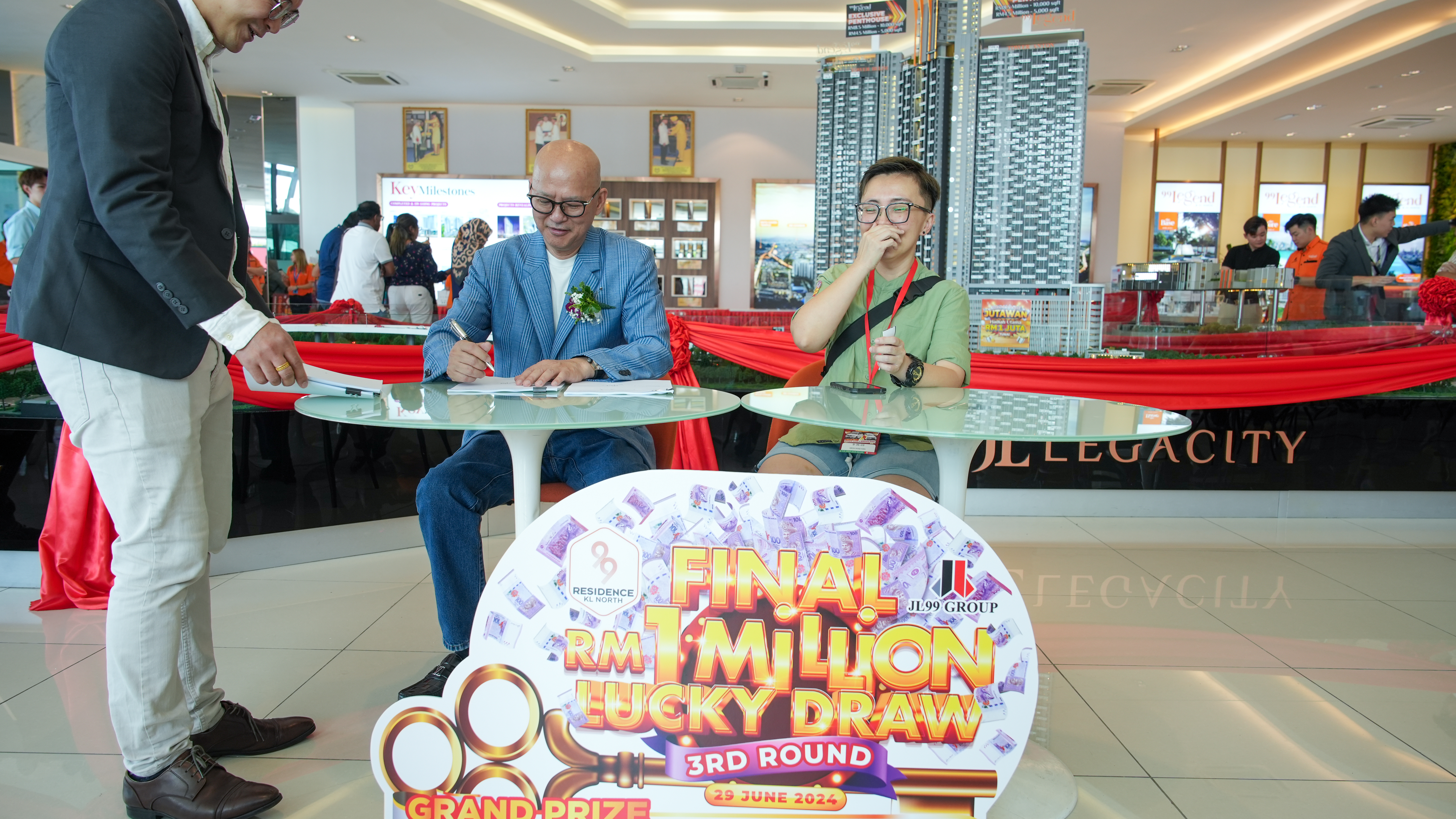 Final Round of RM1Million Lucky Draw (3RD Round)